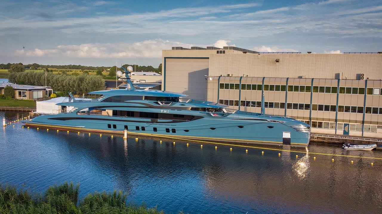 $80M 59 meters long superyacht PH1 hit the water for the first time! 4K footage