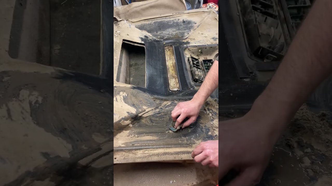 IHC 844S Kabinen Innenverkleidung