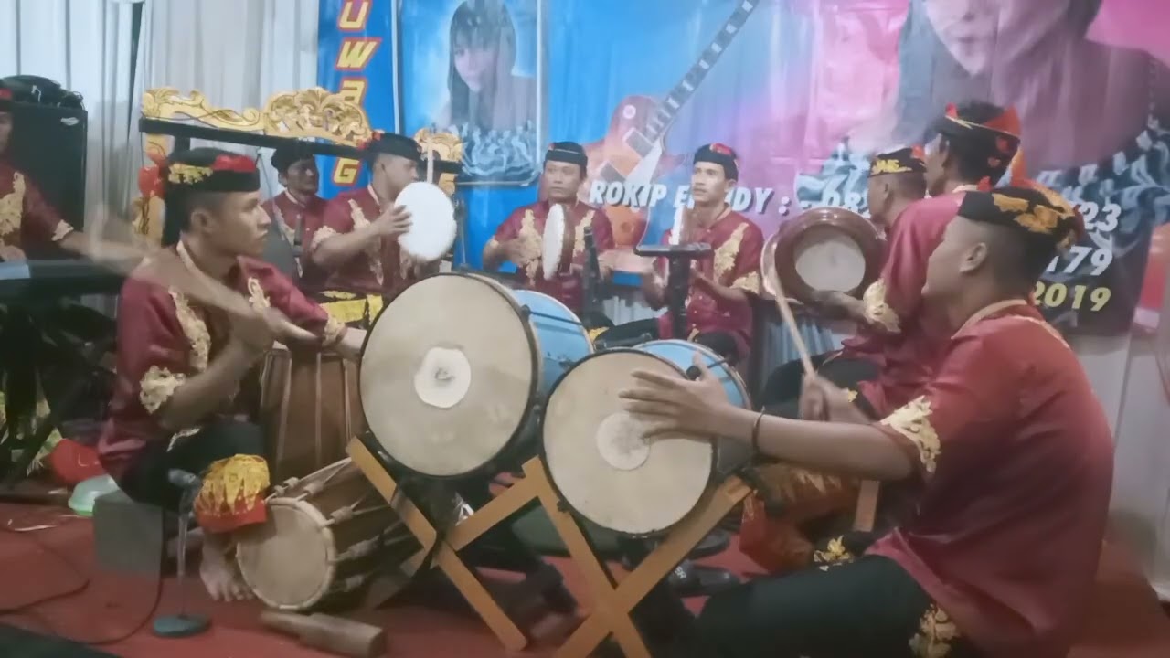 Extra pertama seni kuntulan Gondo Arum Gontoran live jurang Jero 