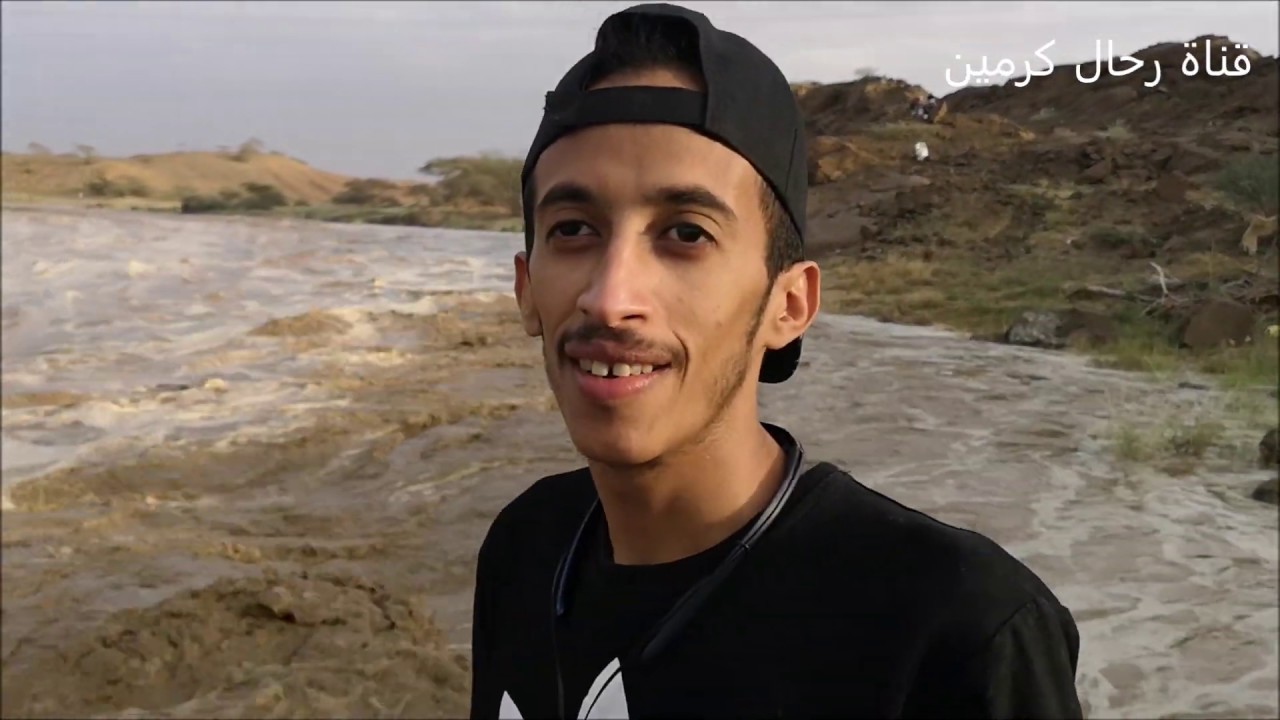امطار وسيل وادي مركز ناوان ، تصوير: عبدالله مراد