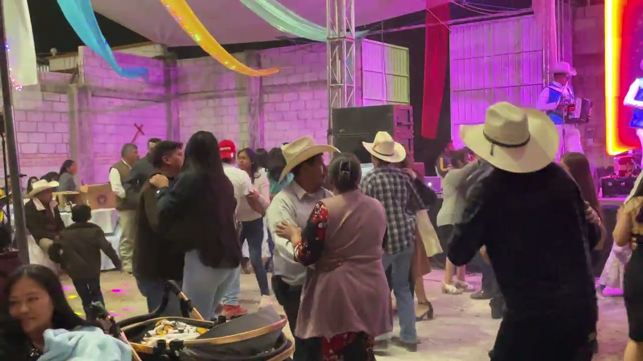 La cuca y otra pa bailar 