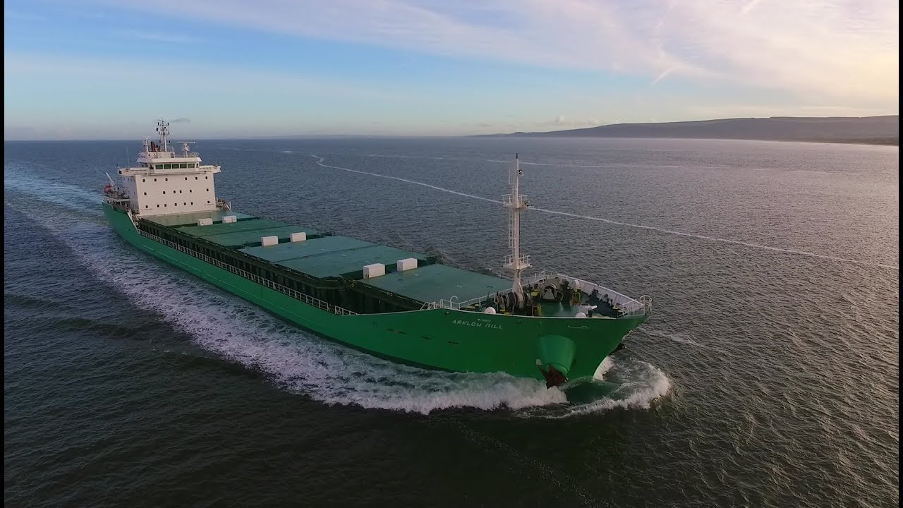 DJI Phantom 3 Advanced -  Cargo Ship Arklow Mill Arrives On Lough Foyle From Russia