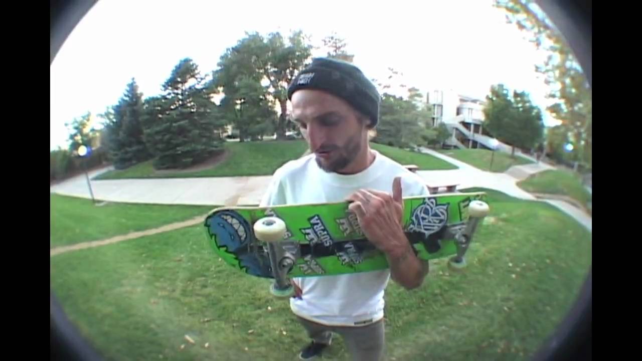 ShakeJunt Bearings Lizard Ad