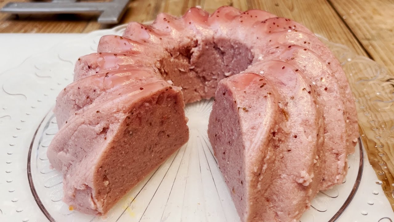 Tutto il gusto delle fragole mature in questa favolosa bavarese!