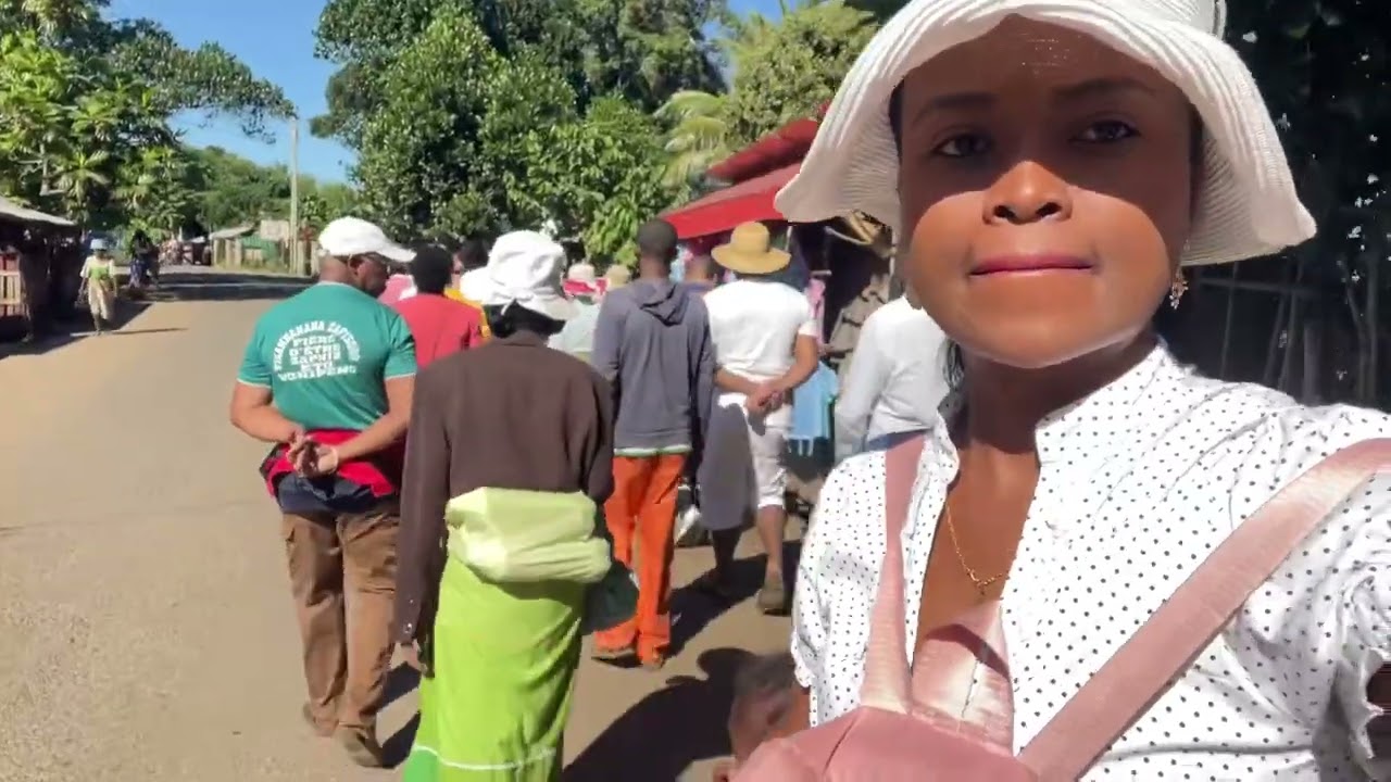 Visite Pélerinage à Vohipeno( Bienheureux Lucien BOTOVASOA