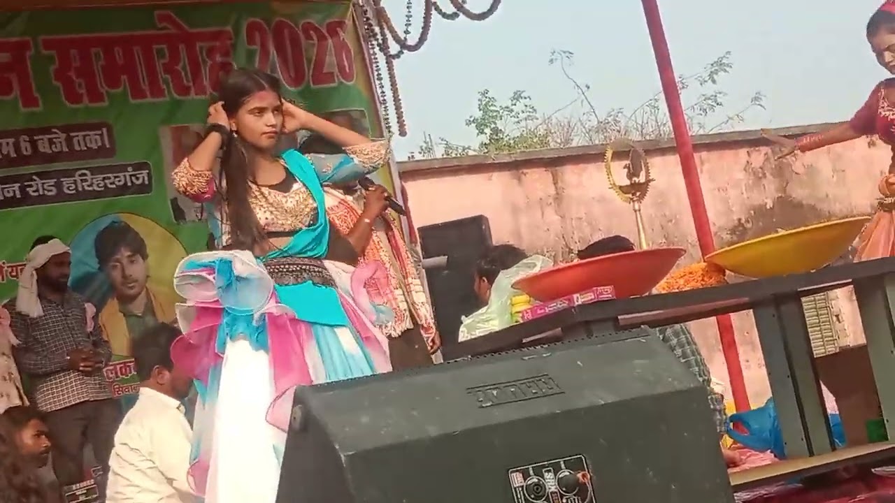 दोगला मुकाबला 