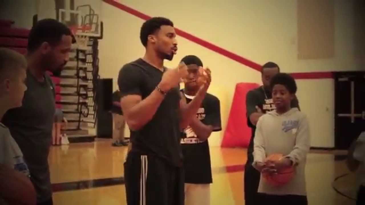 Basketball Clinics w/ Darryl Hudson and James Holmes