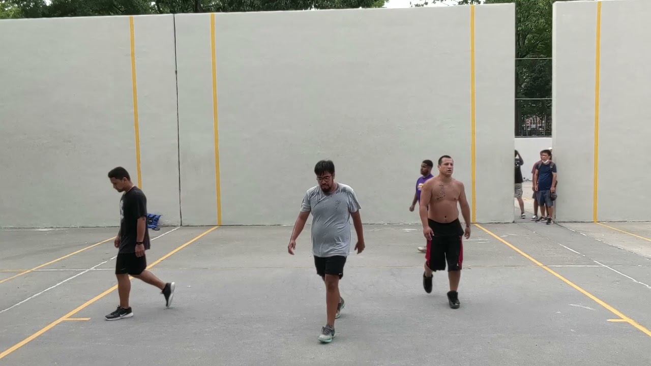 Pazmino/Paulie Vs Porkchops/Psp