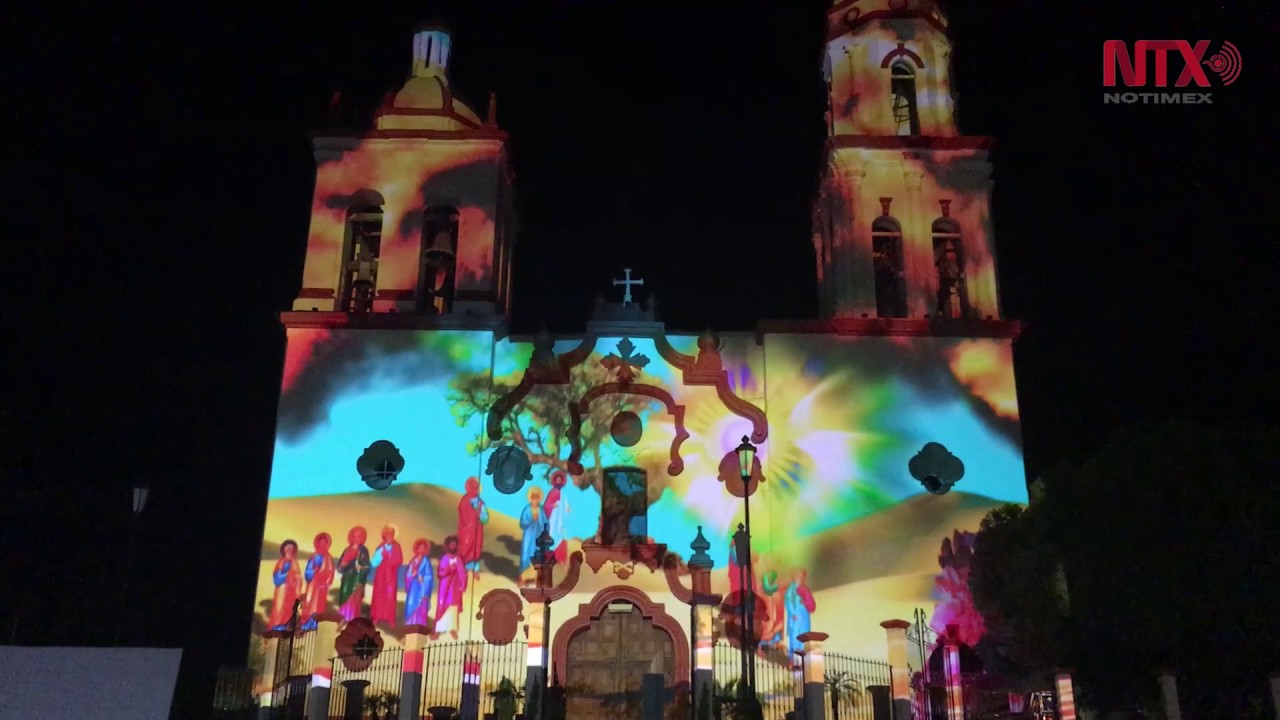 Video-mapping gives splash of color to Santiago, Nuevo León