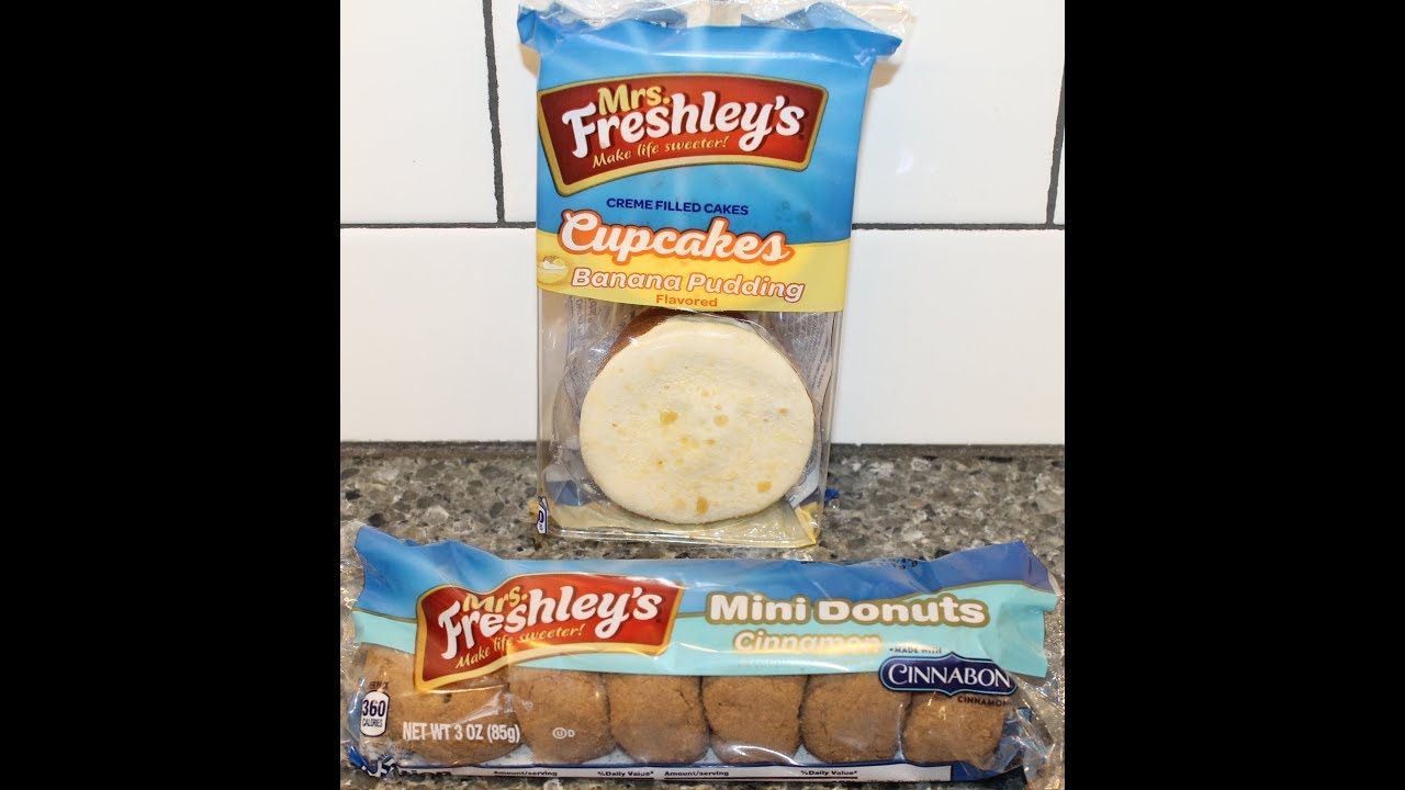 Mrs. Freshley’s: Banana Pudding Cupcakes & Cinnabon Cinnamon Mini Donuts Review