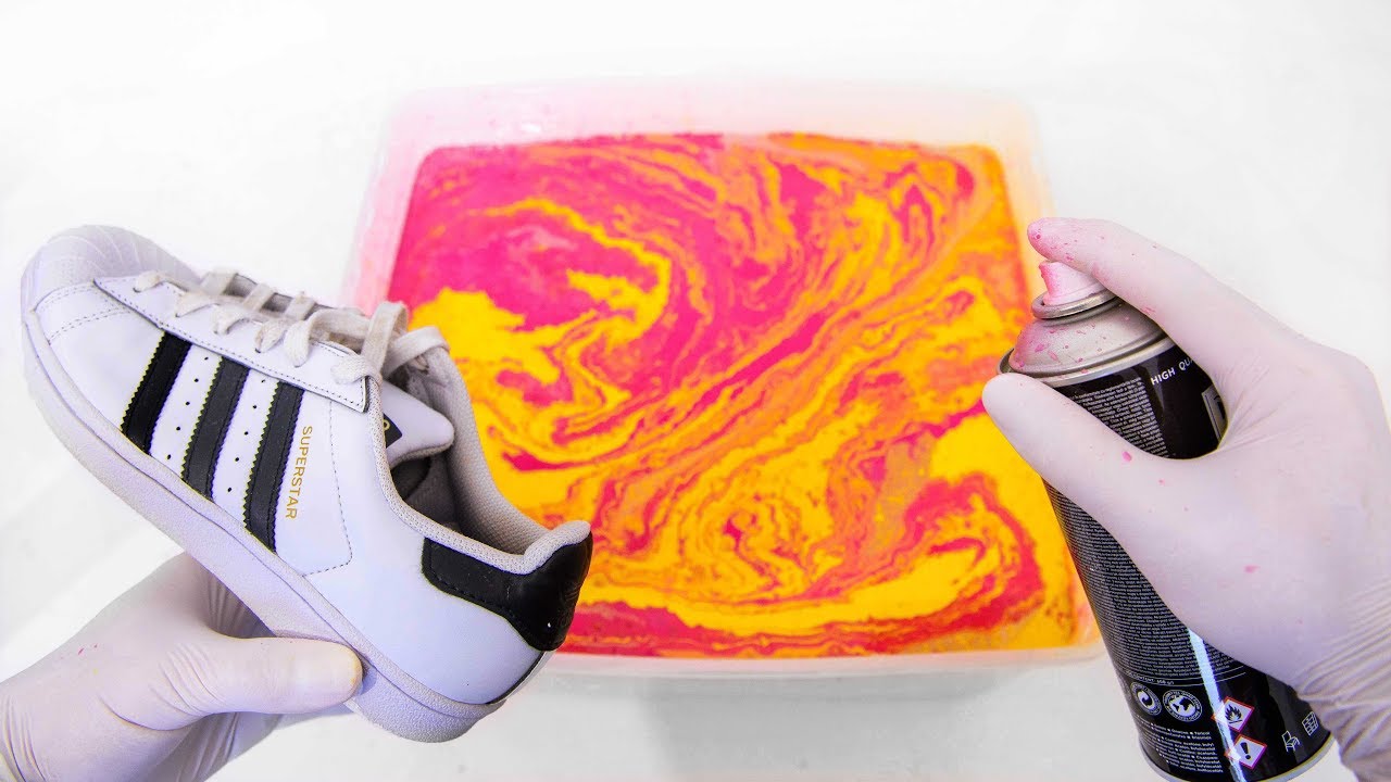 Customize your Adidas SUPERSTAR with Hydro Dipping