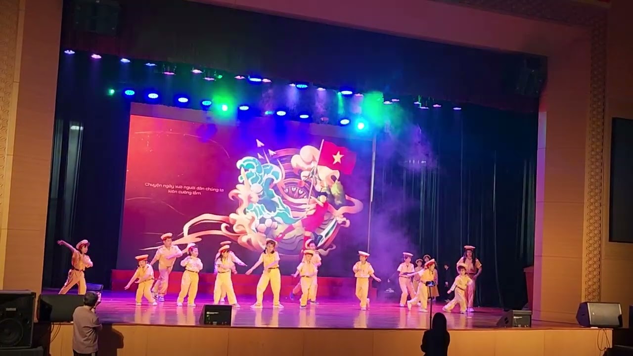 sol art vs Nhật Bảo