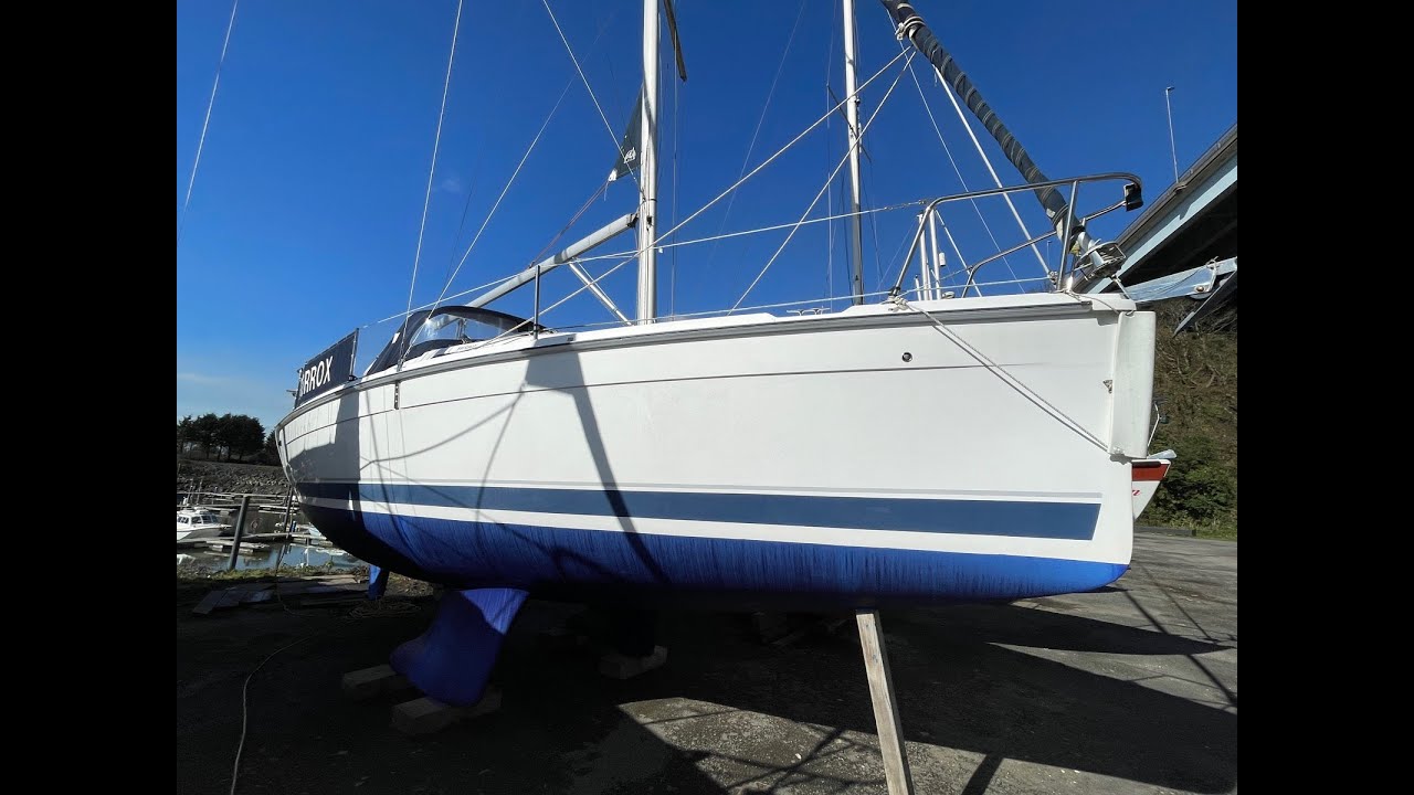 Hunter Legend 27 for sale by YACHTS CO