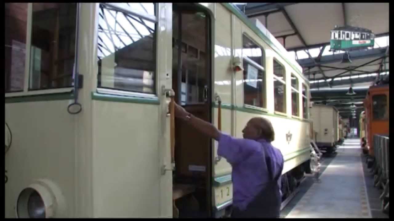 Die ehemailge Straßenbahn Linie F in Köln - Finchen. Vintage tram in Cologne