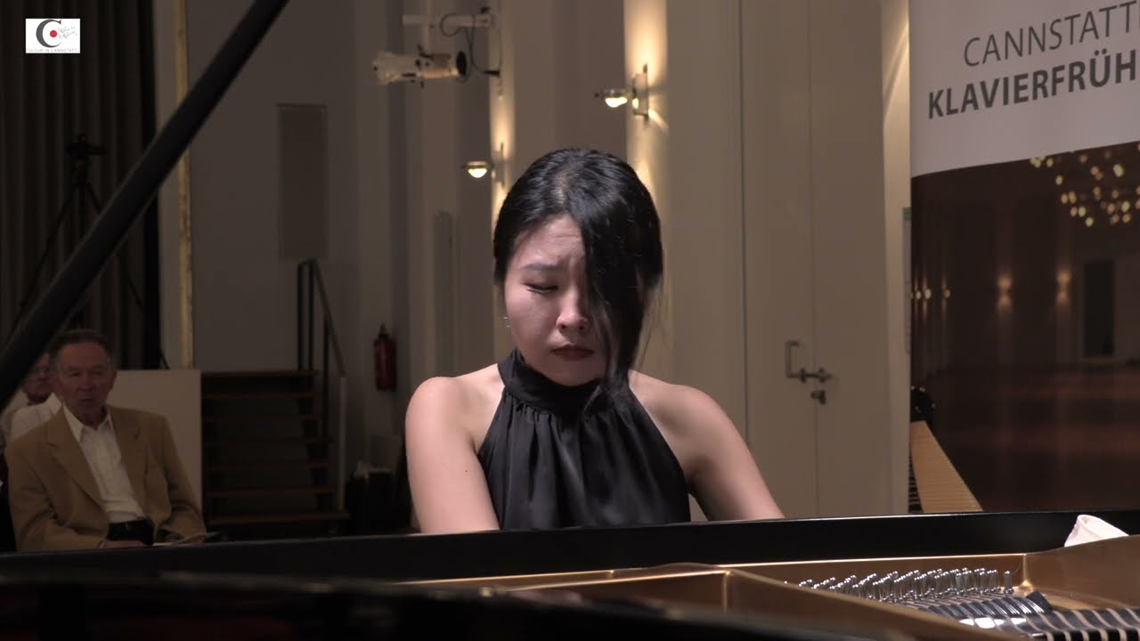 Chloe Mun I Claude Debussy - Images I