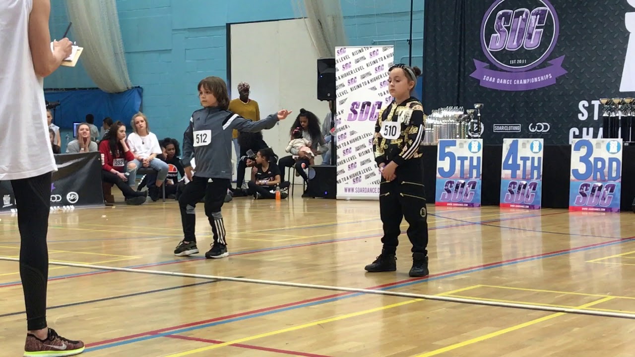 Lexy battles for first place