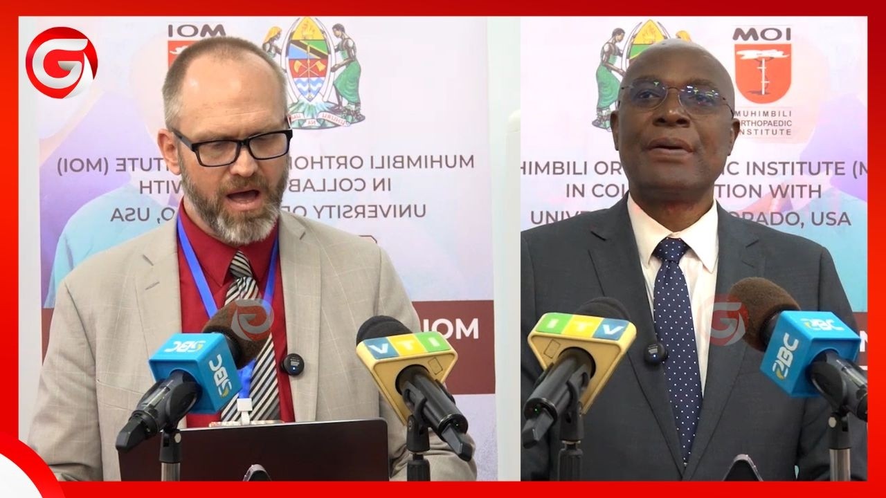 MOI ya KWANZA KATIKA MATUMIZI ya TEKNOLOJIA ya FLUORESCEIN KWENYE UPASUAJI wa SARATANI za UBONGO