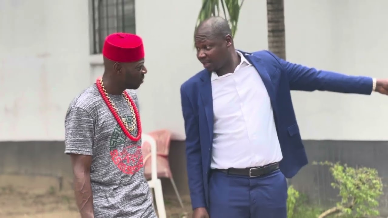 Des filles bizarres hein. Je te drague et puis tu prends credit avec moi.Je t’encaisse, tu te fâches