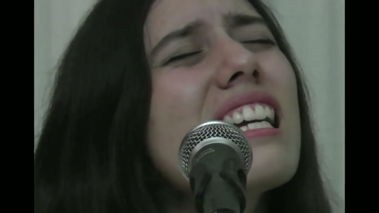 Itani Aline - ¿Estás Aquí? (En Vivo)