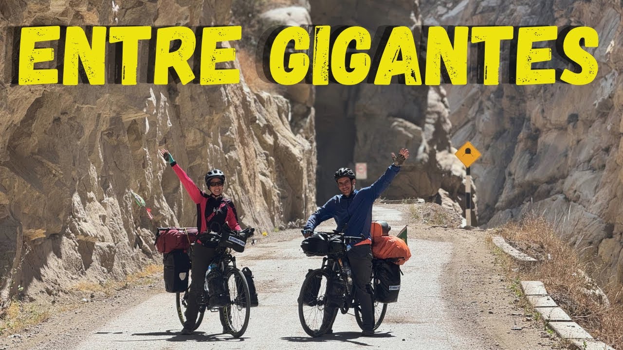T4.8 | De bicicleta pelo impressionante Cañón del Pato, no Peru