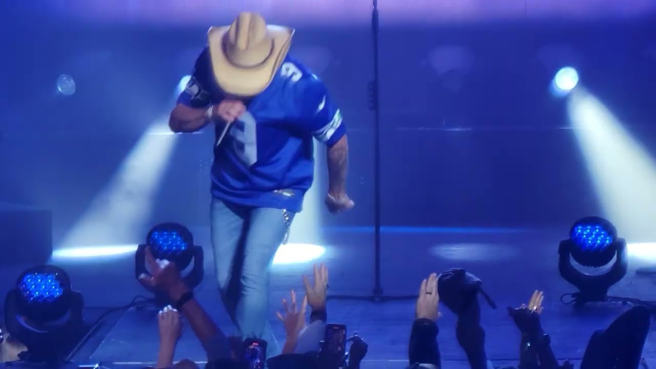 Jason Aldean, Opening of Highway Desperado Show, Tough Crowd, White River Amphitheater. 9-23-23