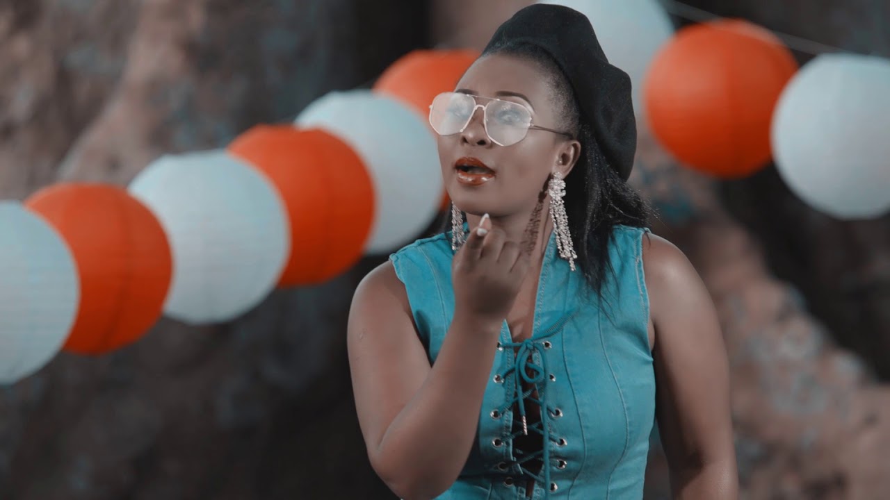 Akawumbi ( Sakola loss).Sharon kaka new ugandan video 2018 release