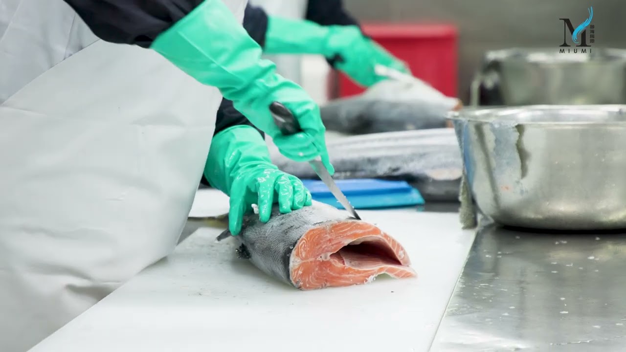 ISO2200 / HACCP Certified Sashimi Salmon Production Plant
