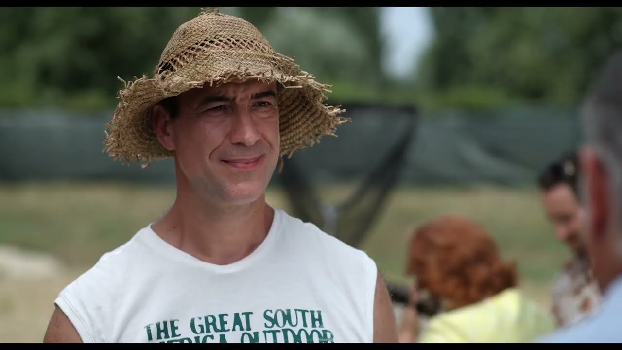 TRAILER NUNȚI, BOTEZURI, &Icirc;NMORM&Acirc;NTĂRI