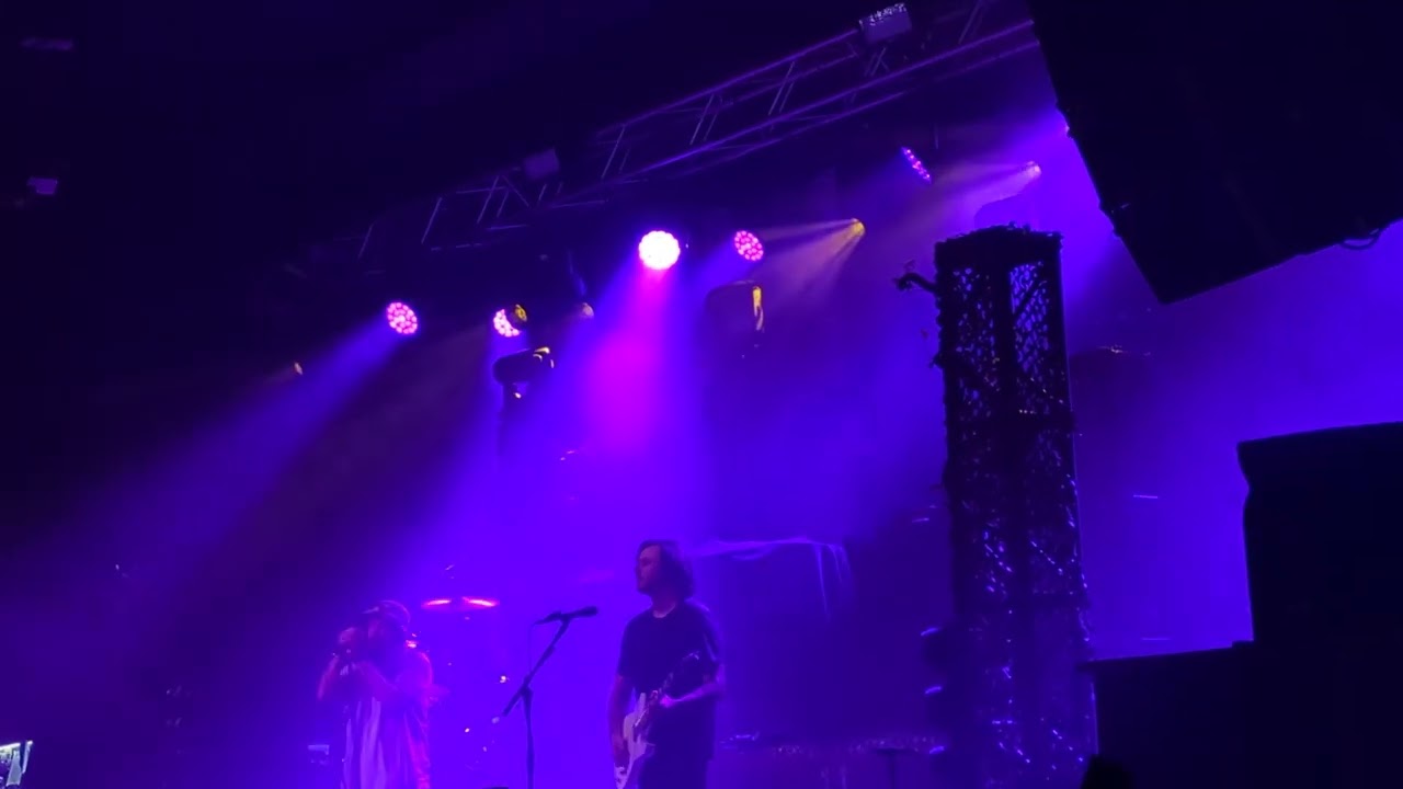 SAOSIN - Your Not Alone (Live at Manchester Academy UK 08.11.25)