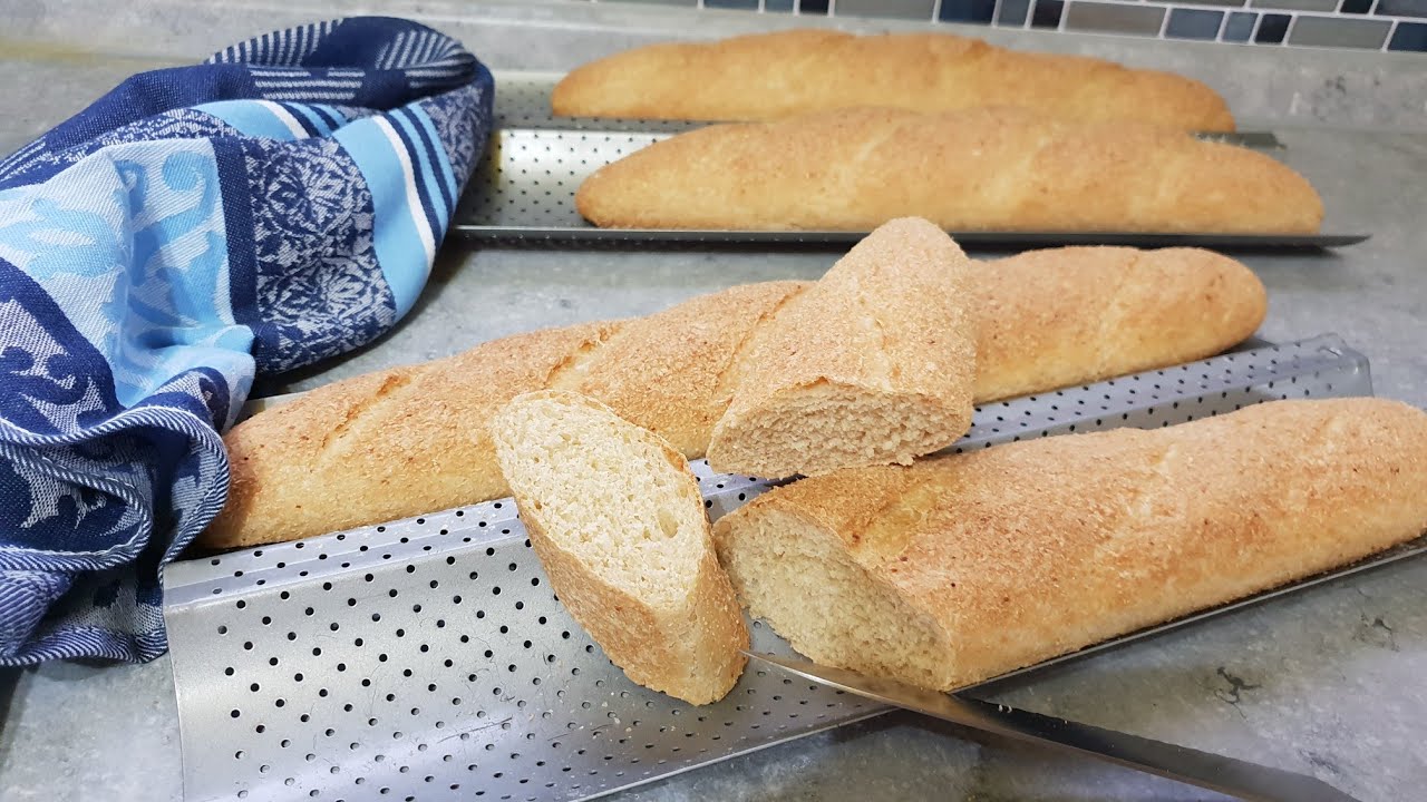 الباكيط الفرنسي او الكومير بدقيق القمح الكامل مقرمش وخفيف بطريقة سهلة وناجحة baguettes complet