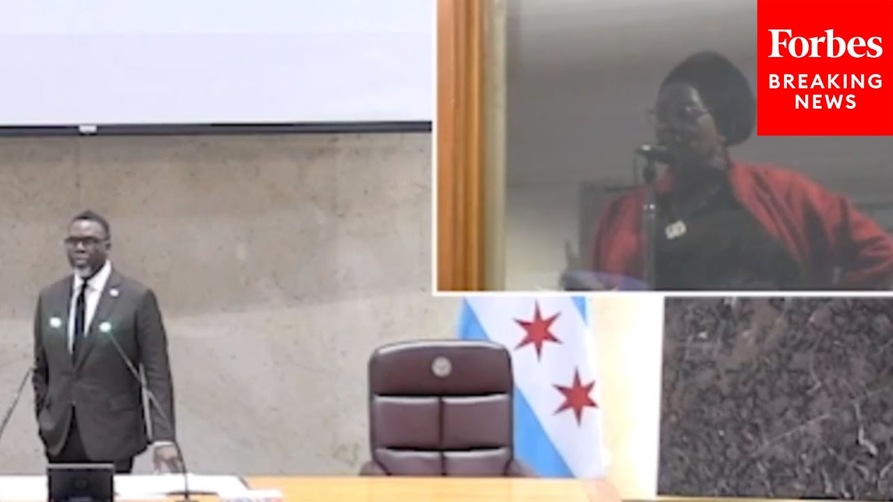 Woman Tells Chicago Mayor Brandon Johnson To His Face: 'You've Got To Stop The Buses Coming In!'