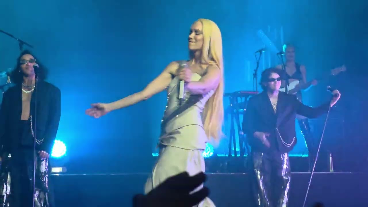 Agnes - Fingers Crossed (KOKO Camden, London - 28/01/2026)