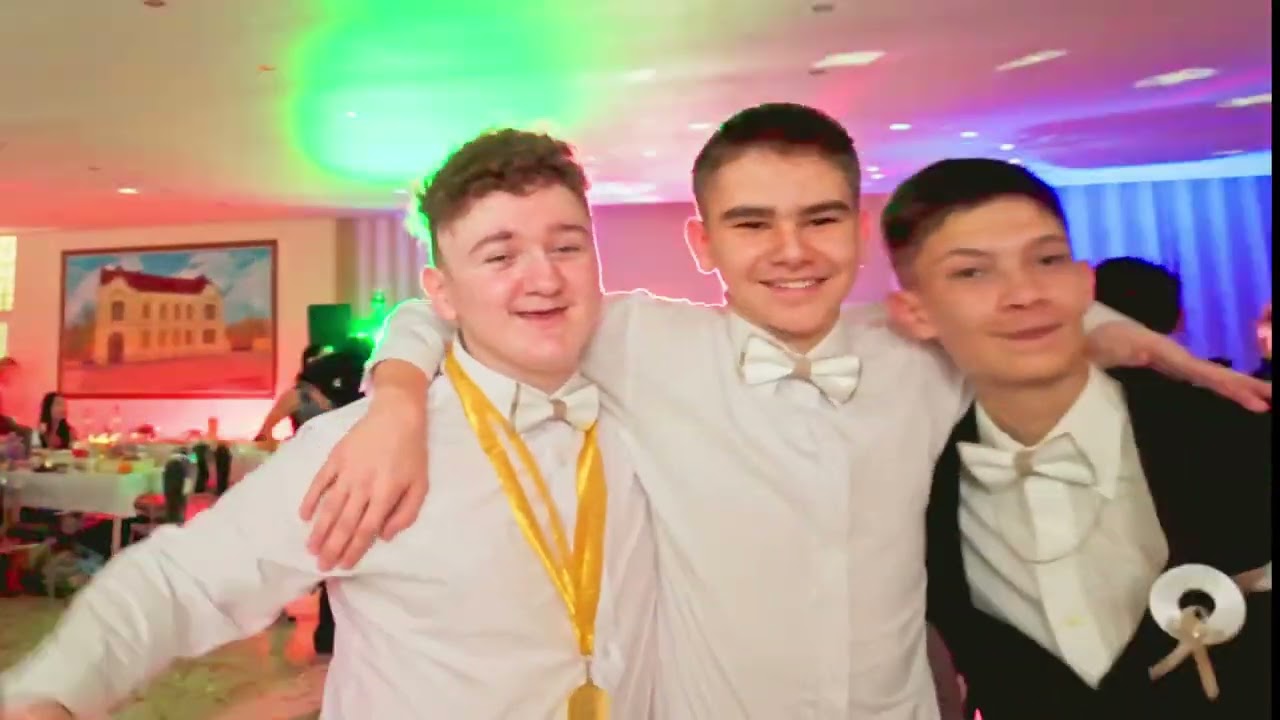 Próbabál, Buli, Kazinczy Ferenc Alapiskola 8 B, C, D