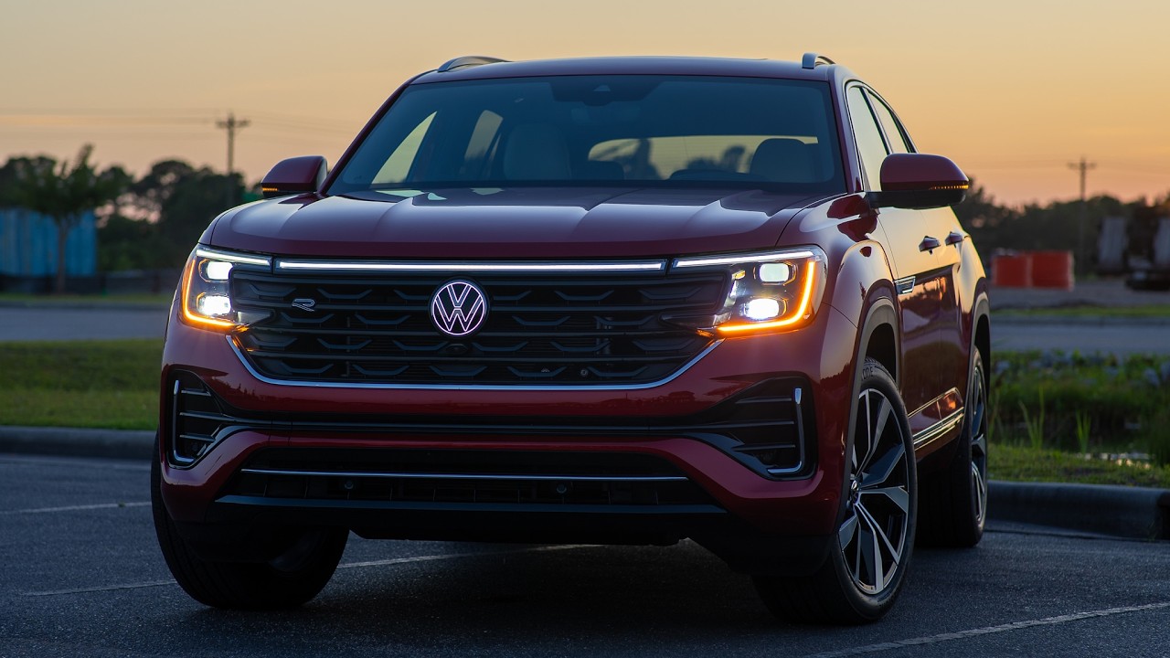AT NIGHT: 2024 VW Atlas Cross Sport SEL Premium R Line -- Advanced Lighting Review
