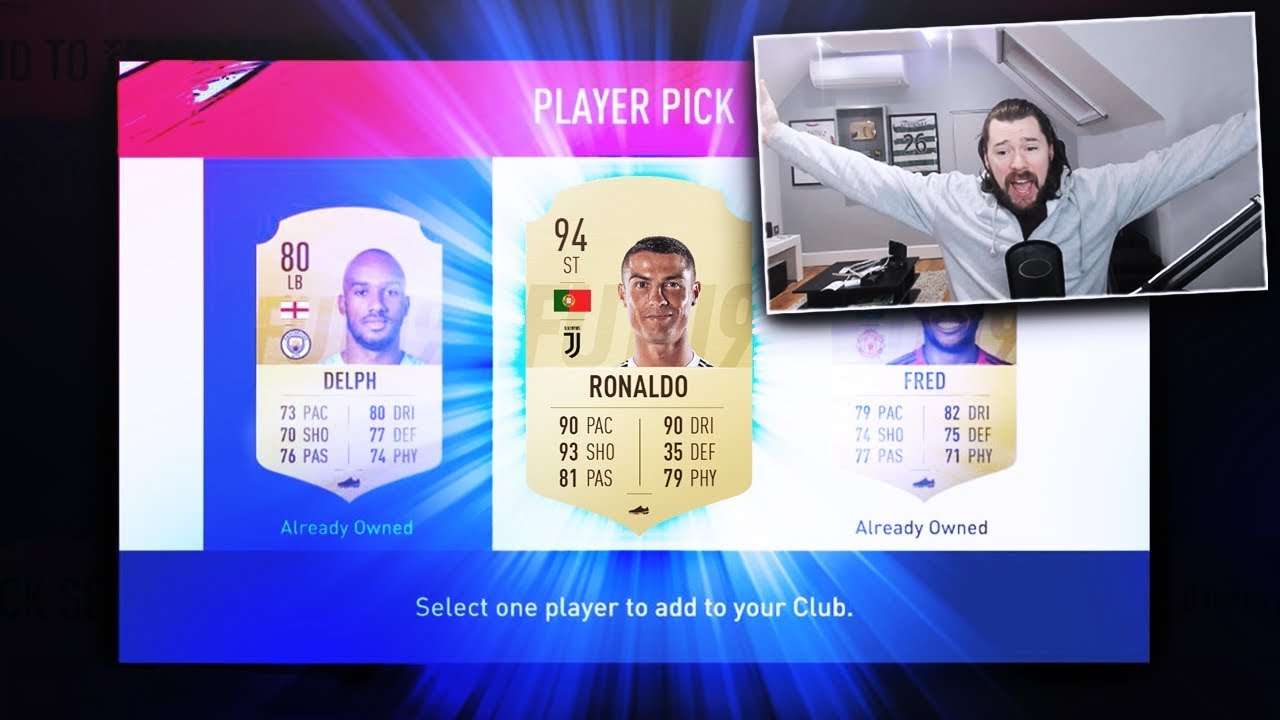 I PACKED RONALDO IN A 3 PLAYER UPGRADE PACK! - FIFA 19 Ultimate Team