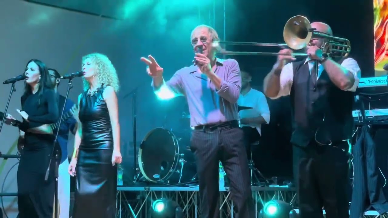 Un albero di trenta piani / Lui e gli amici del Re / Adriano Celentano Tribute Band