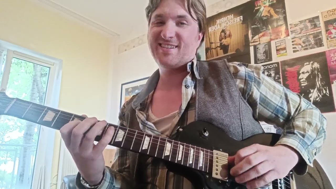 Chromatik in Action: Motivik, Chops- Mike Stern/ Michael Brecker Style Licks