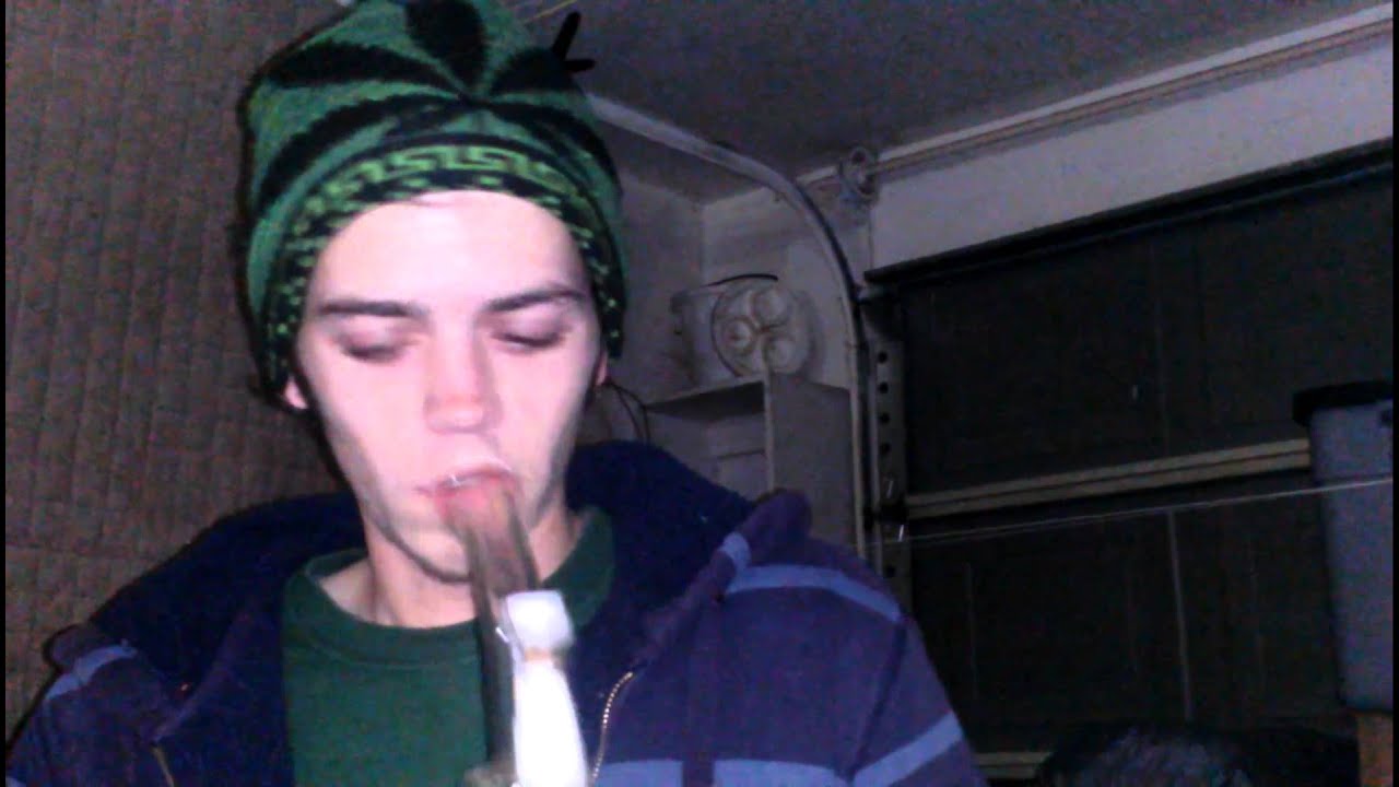 Dabs & a Bong hit session