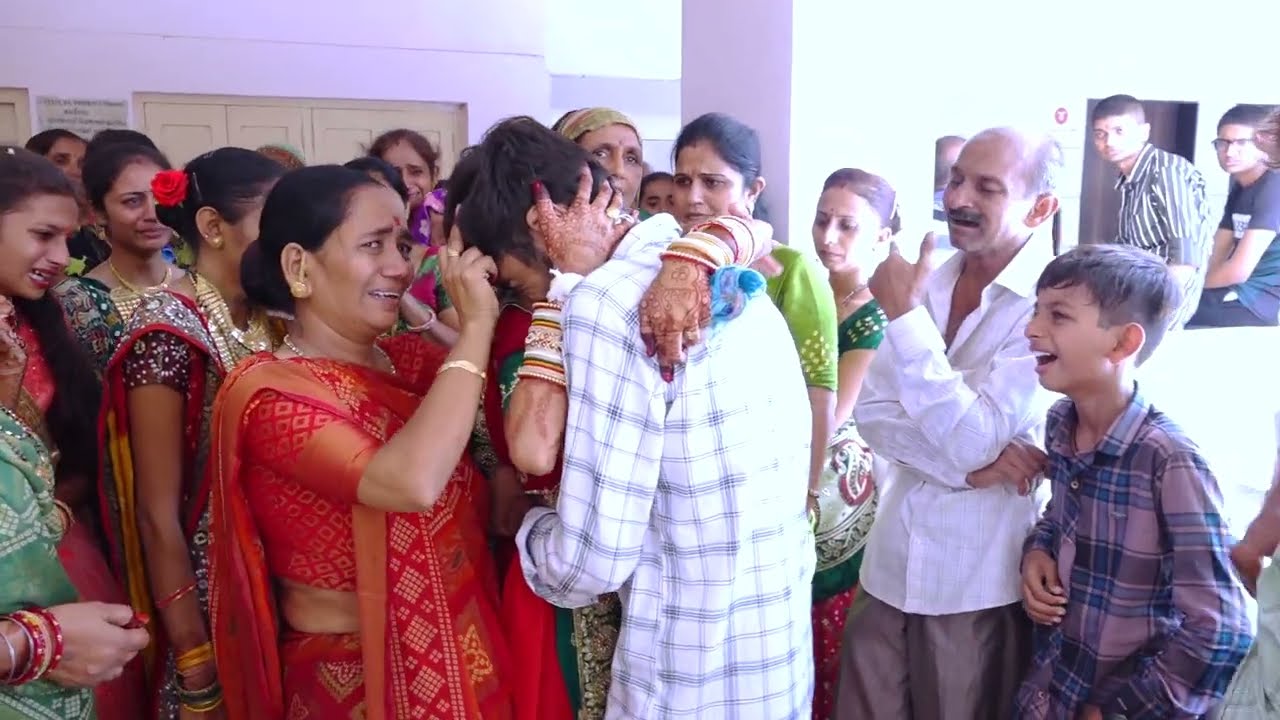 દીકરી ની વિદાય | Gujarati Vidai Song Bidai Song | વિદાઈ ગીત  SHIVKRUPAPHOTOPORBANDAR