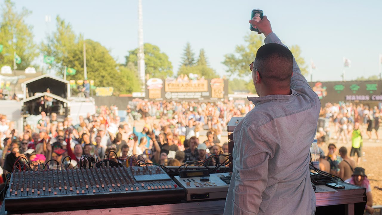 B From E - Live from Roskilde Festival 18'