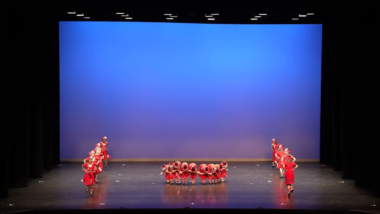 第61屆學校舞蹈節中國舞優等獎 - 苗寨童風 (苗族)