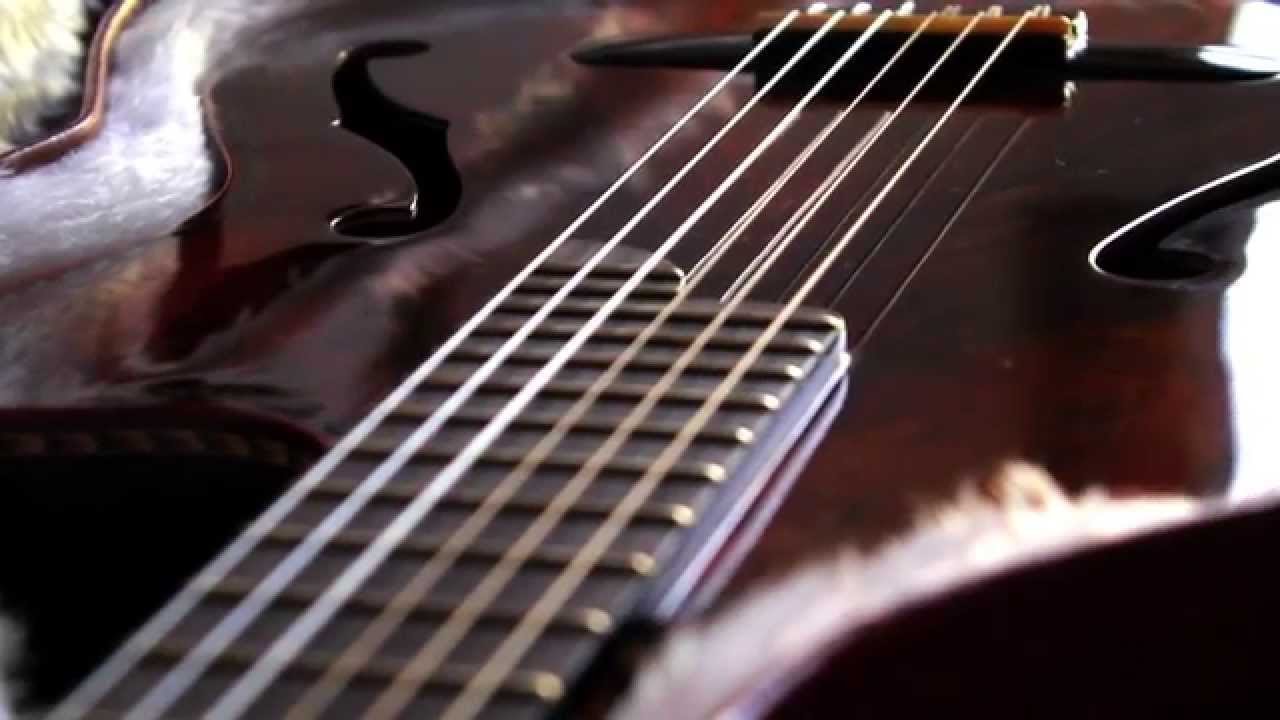 BELLUCCI, Indonesian Rosewood back, sides & top Concert Classical Guitar, “Stradivarius Model”