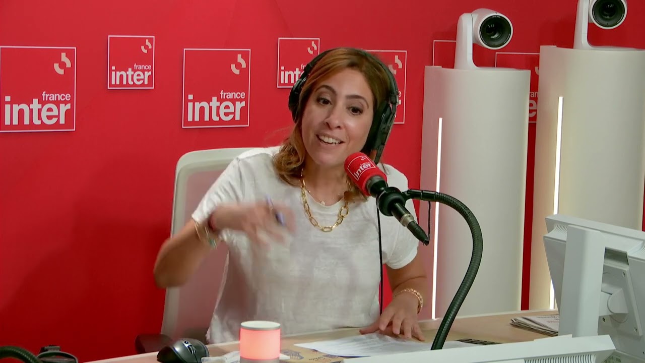 Quand Charline Vanhoenacker interviewe Léa Salamé