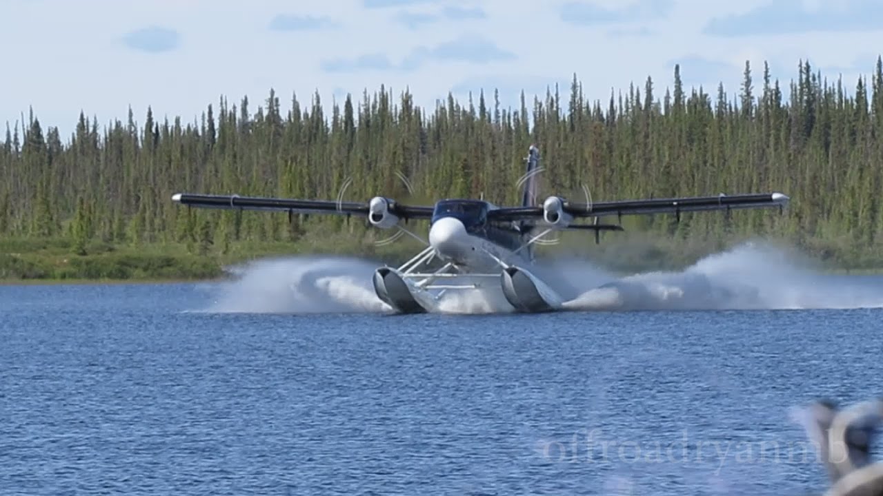 Twin Otter with floats landing