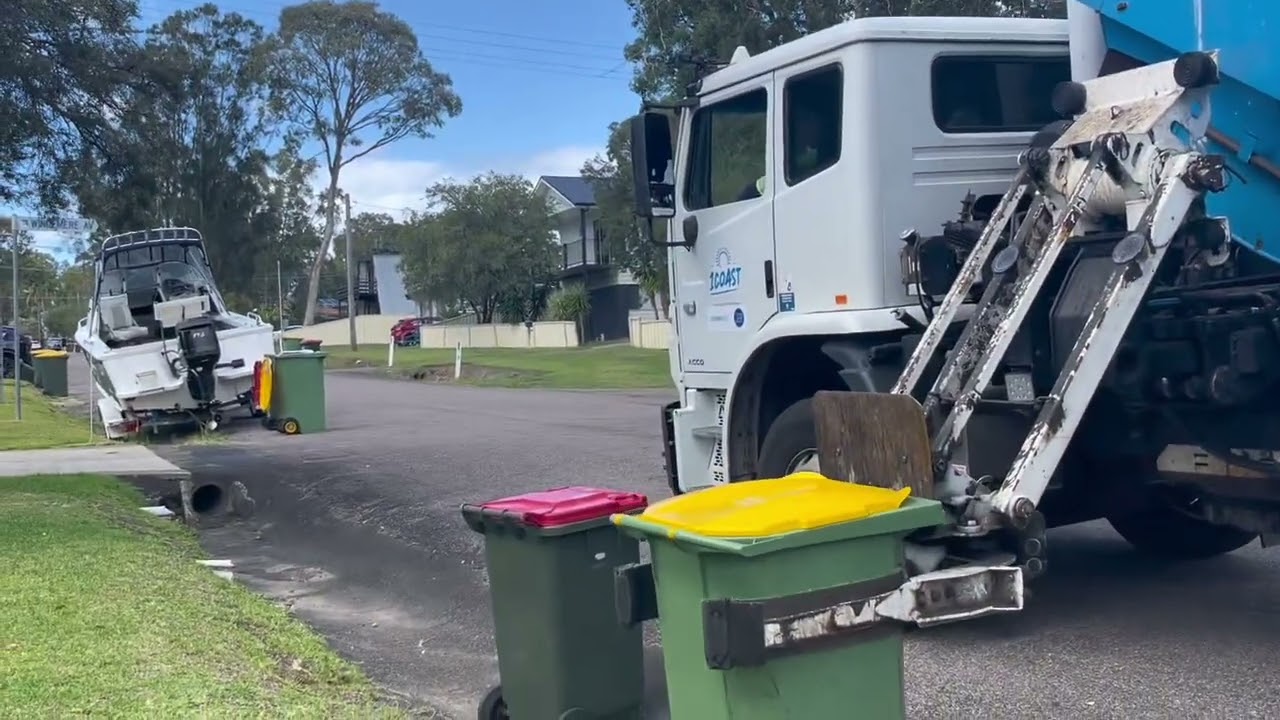 Charmhaven Post Christmas Recycling (Load 2, 1161)
