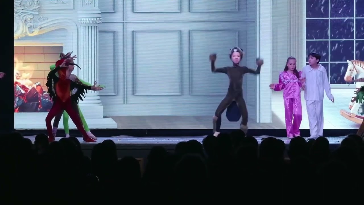 Escena Animalitos - Primer Acto: Espectáculo 