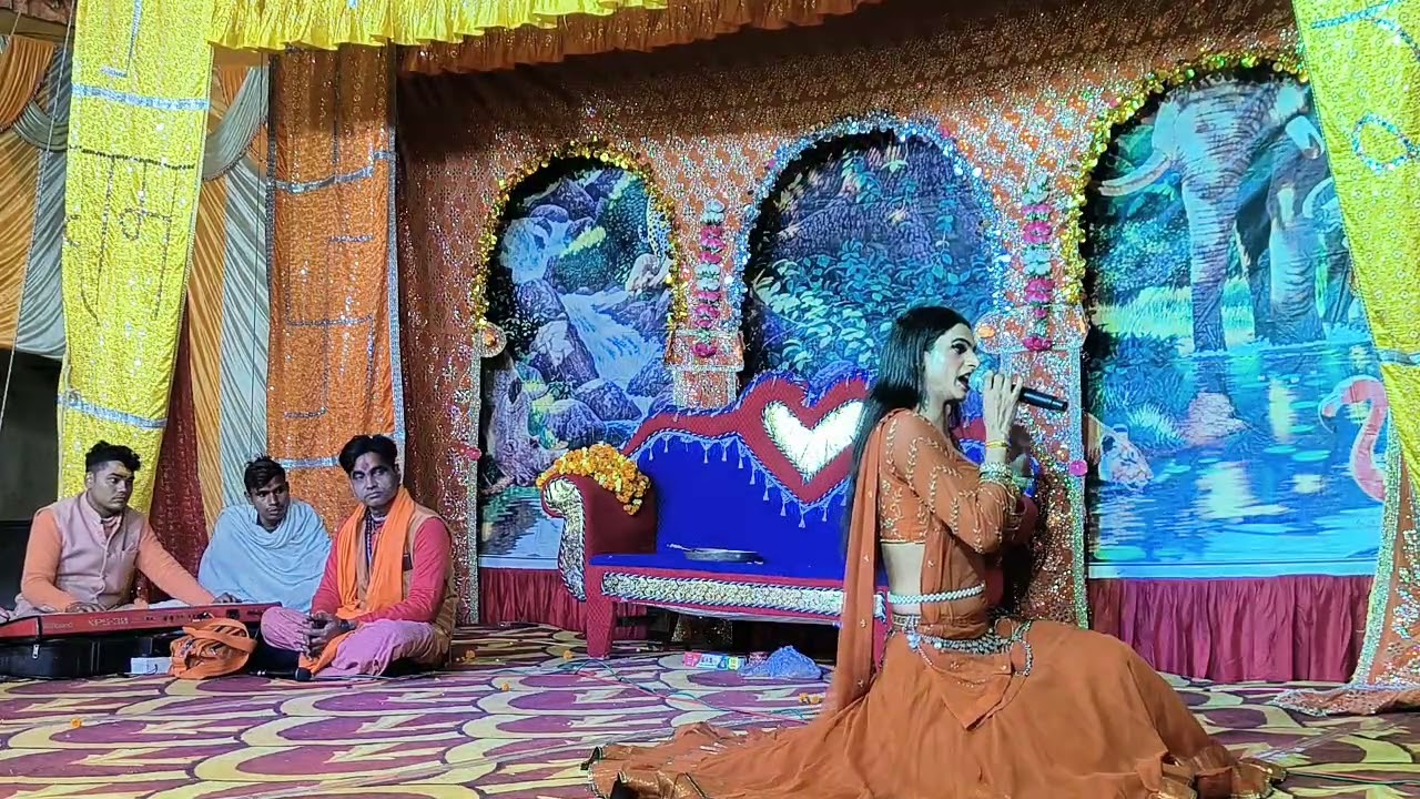 मिस जानवी रानी कानपुर द्वारा सुंदर प्रस्तुति रामलीला प्रोग्राम विदोखर मेदनी रामलीला 