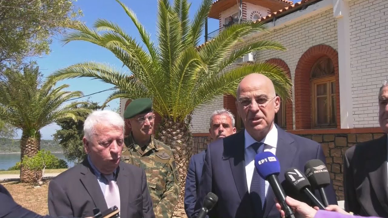 Στη Λέσβο ο Υπουργός Άμυνας Νίκος Δένδιας