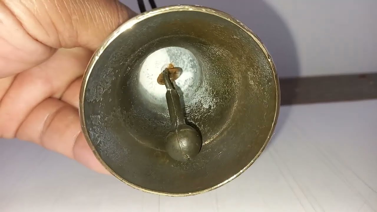 Olha o sino da igreja católica🙏🙏🙏🙏 👌