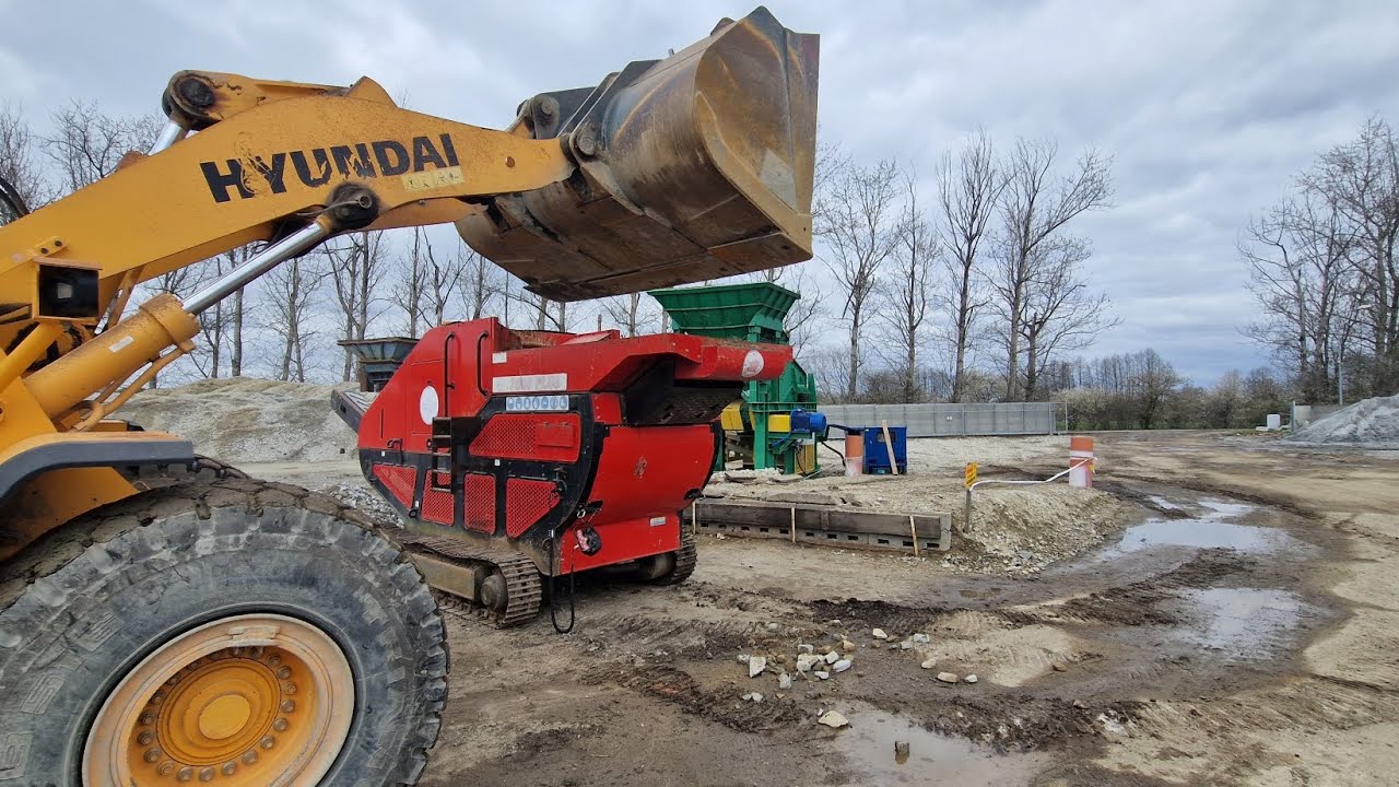 For Sale Na Sprzedaż - Mini Crusher Red Rhino 7000+ 2013 year 1800 mth 700x400